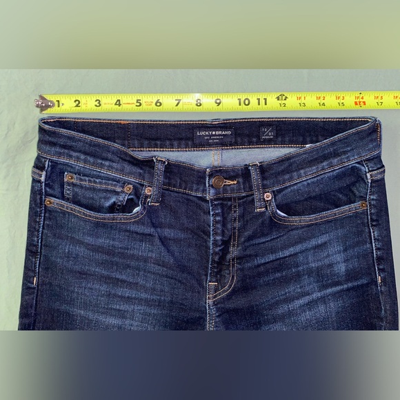 Lucky Brand Women’s Jeans - Picture 2 of 11